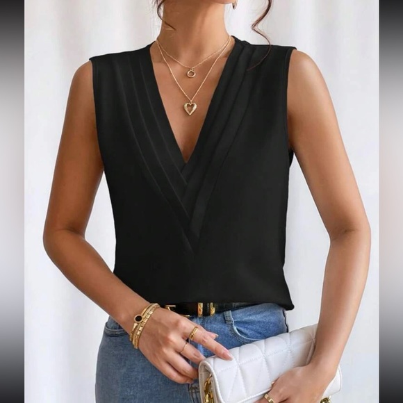 Luxe V neck blouse - Picture 4 of 15